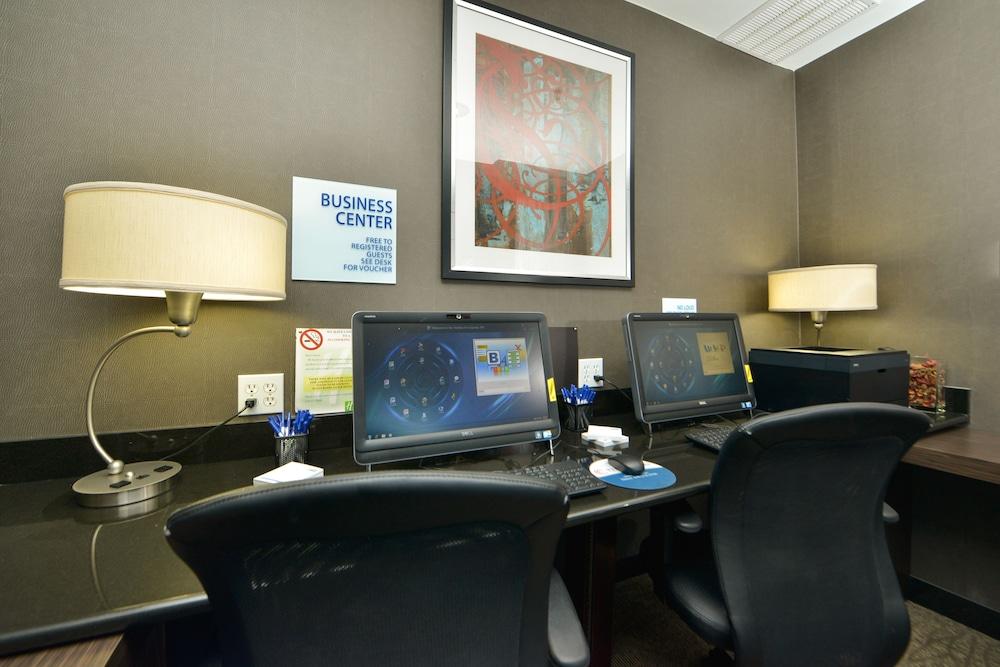 Holiday Inn Express Kennedy Airport, An Ihg Hotel New York Eksteriør billede