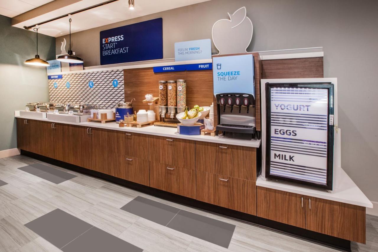 Holiday Inn Express Kennedy Airport, An Ihg Hotel New York Eksteriør billede
